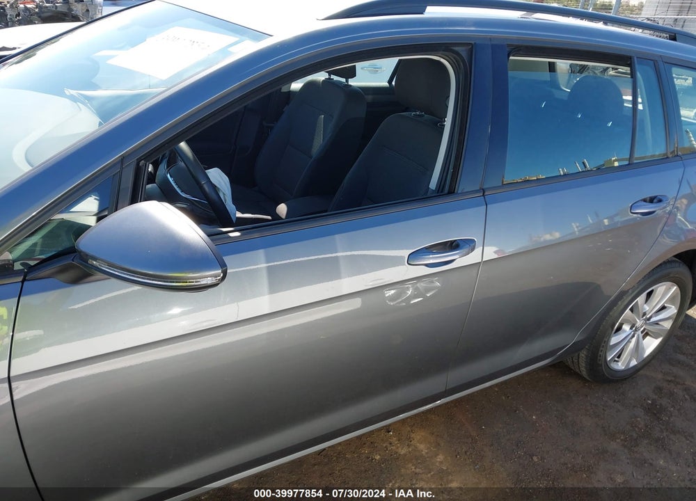 2019 VOLKSWAGEN GOLF SPORTWAGEN 1.8T S VIN: 3VW117AU7KM510967
