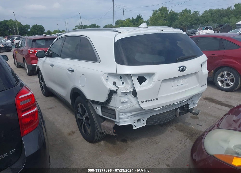 2016 KIA SORENTO 3.3L EX VIN: 5XYPH4A5XGG186000
