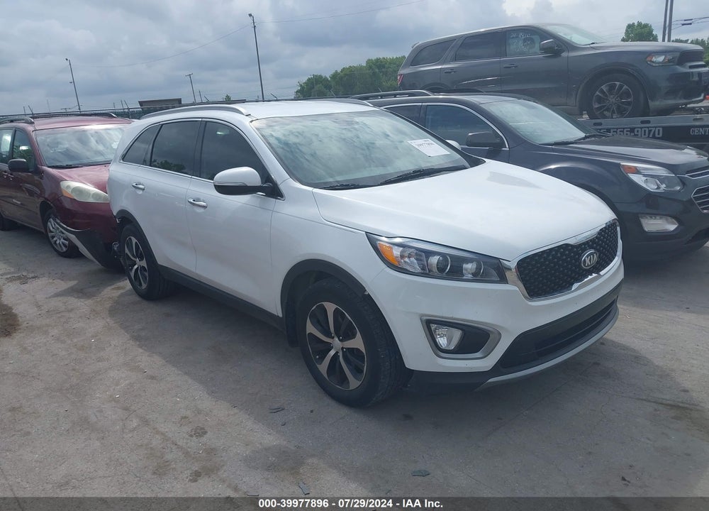 2016 KIA SORENTO 3.3L EX VIN: 5XYPH4A5XGG186000