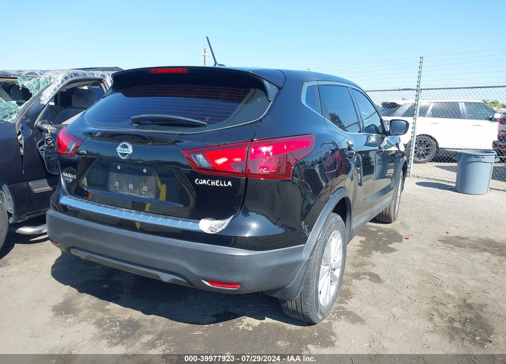 2018 NISSAN ROGUE SPORT S VIN: JN1BJ1CP1JW194477