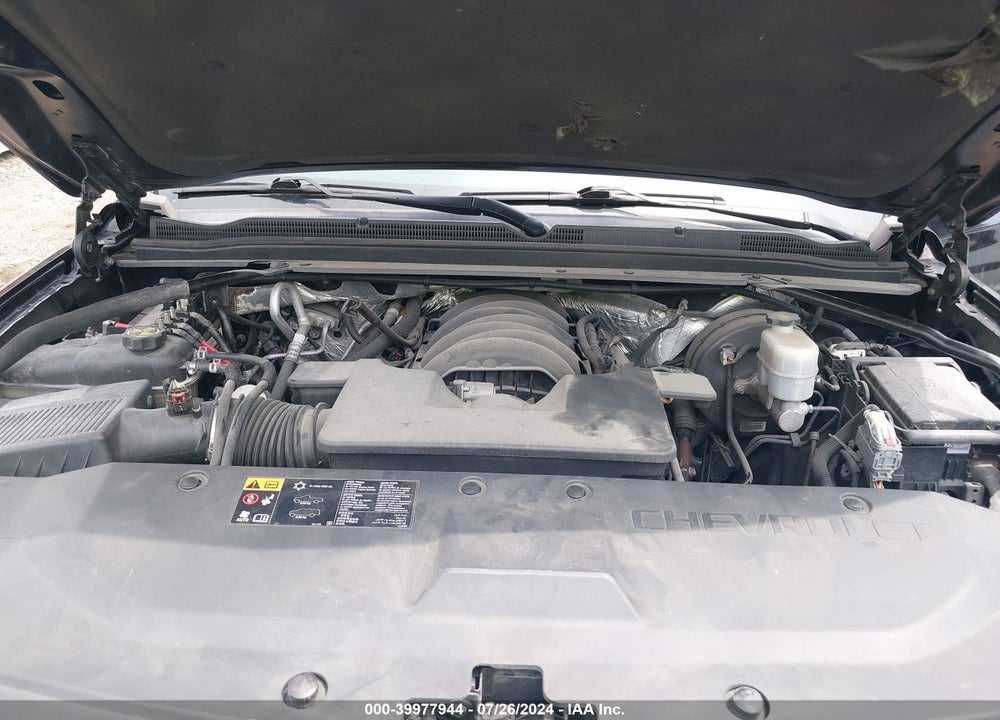 2015 CHEVROLET SUBURBAN 1500 LS VIN: 1GNSKHEC7FR685033
