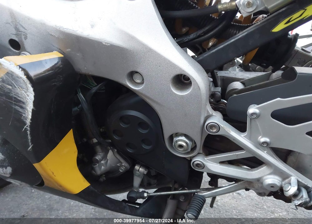 2006 HONDA CBR600 F4 VIN: JH2PC35076M700297