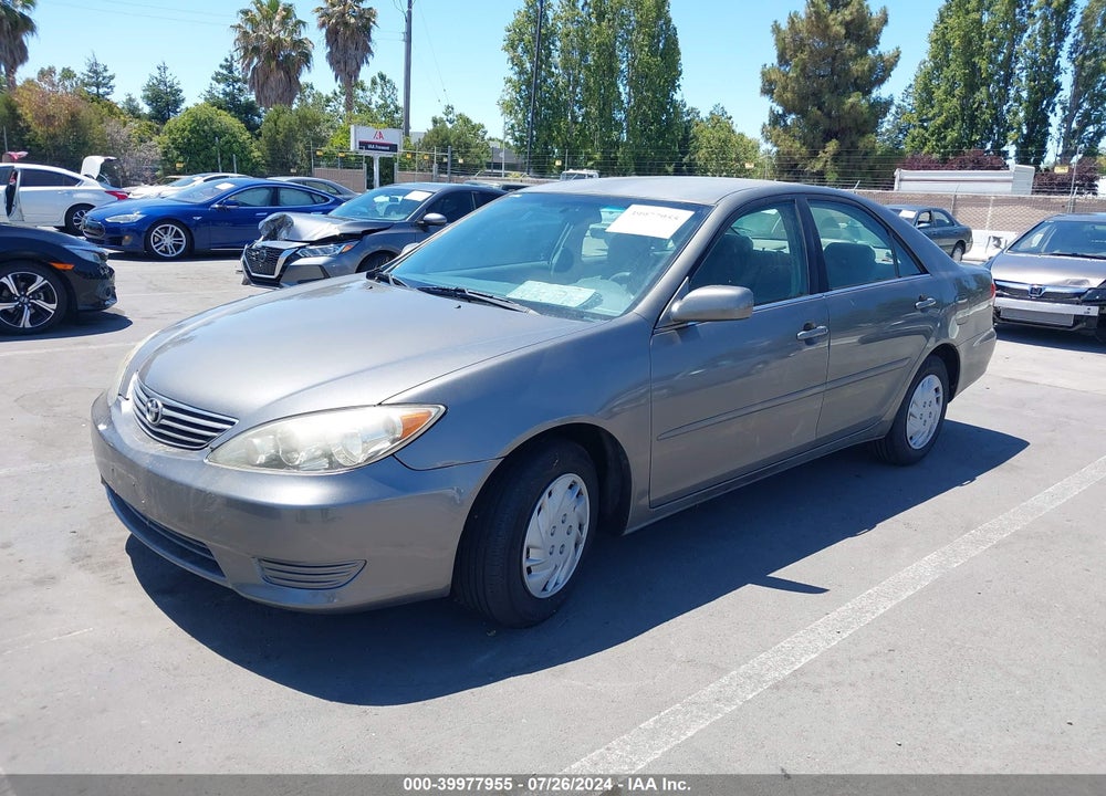 2005 TOYOTA CAMRY LE VIN: 4T1BE32K45U524919