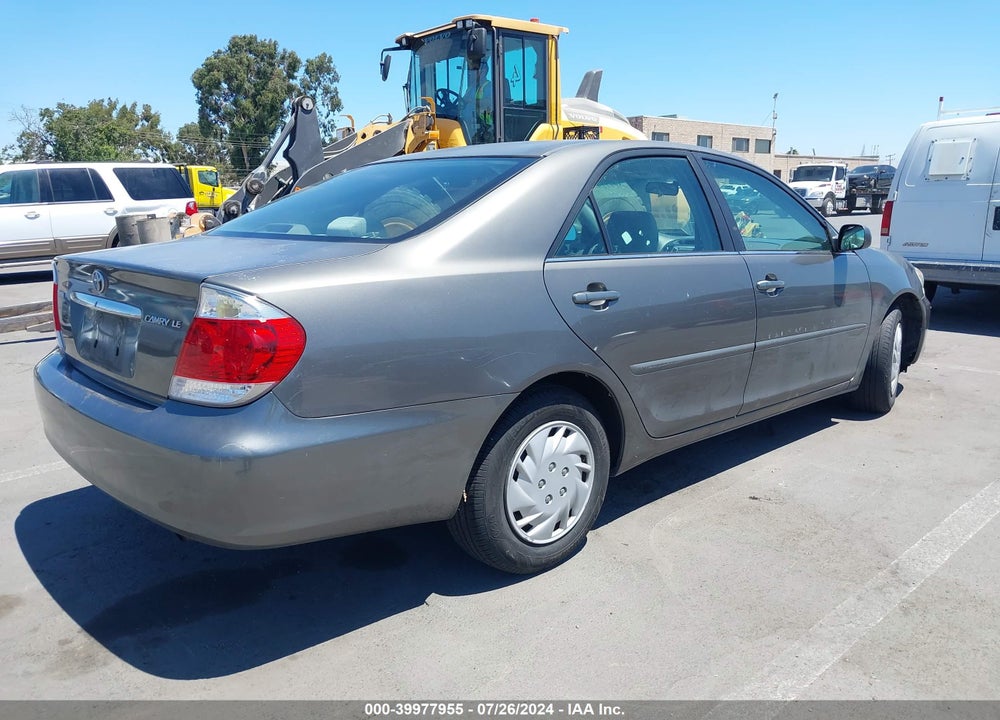 2005 TOYOTA CAMRY LE VIN: 4T1BE32K45U524919