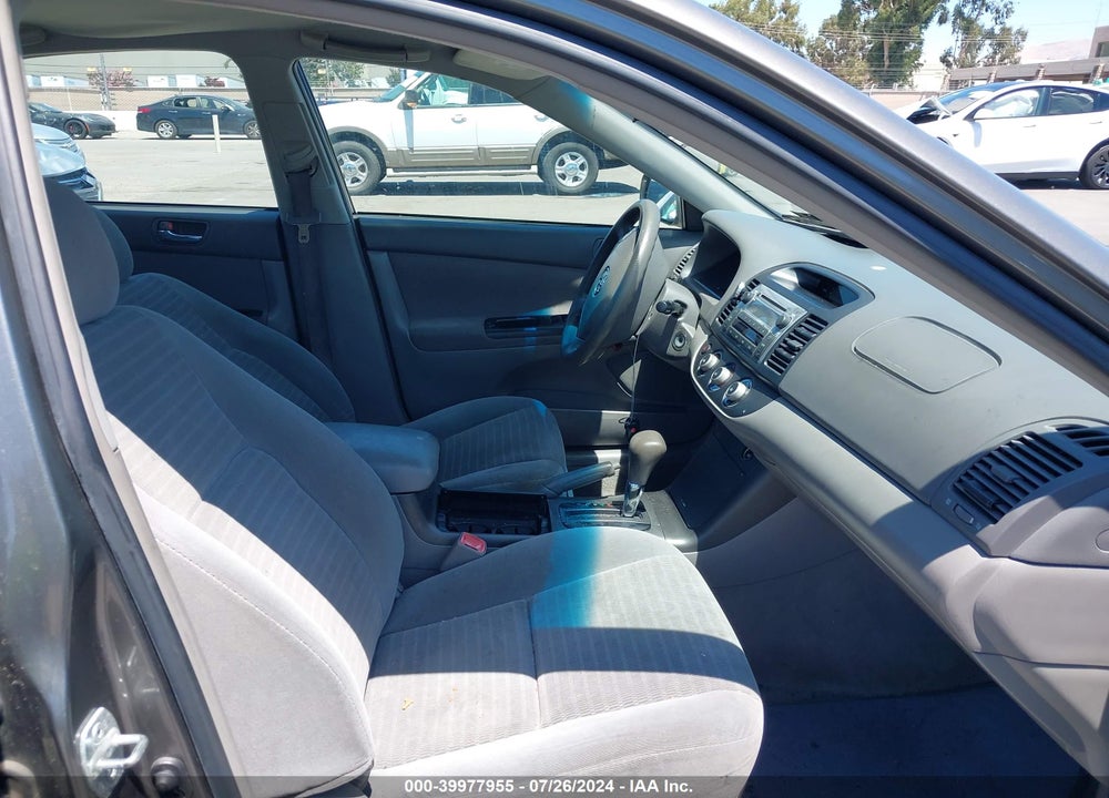 2005 TOYOTA CAMRY LE VIN: 4T1BE32K45U524919