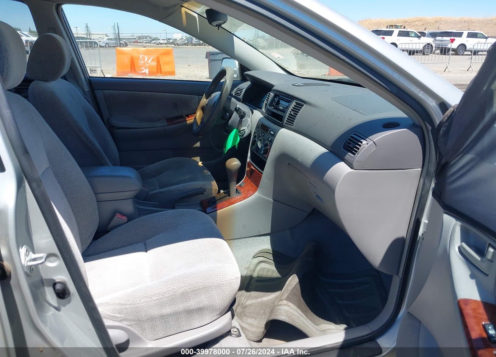 2003 TOYOTA COROLLA LE VIN: 1NXBR32E53Z124072