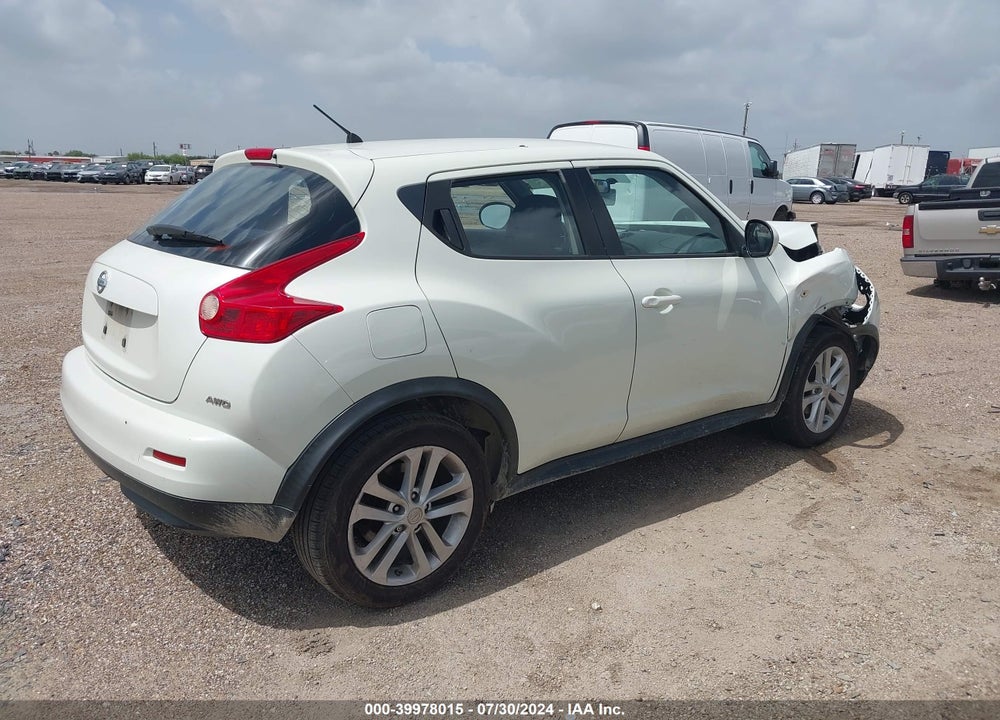 2011 NISSAN JUKE S VIN: JN8AF5MV7BT011024