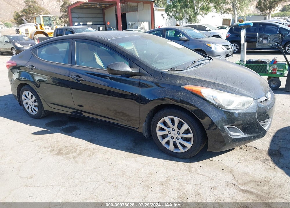 2013 HYUNDAI ELANTRA GLS VIN: 5NPDH4AE5DH159181