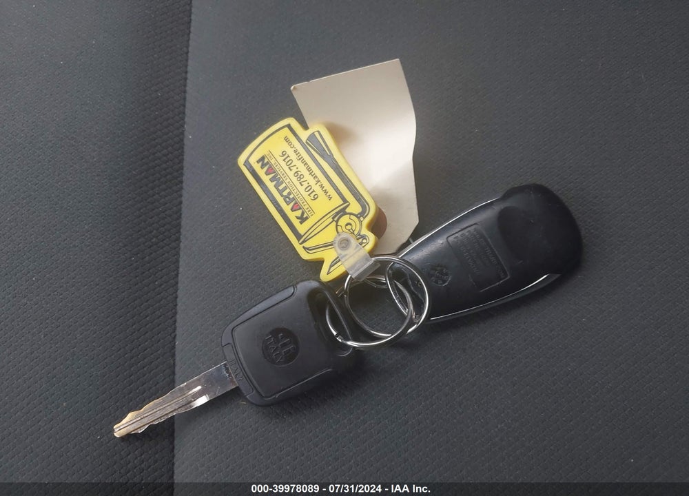 2015 NISSAN NV200 S VIN: 3N6CM0KN7FK701692