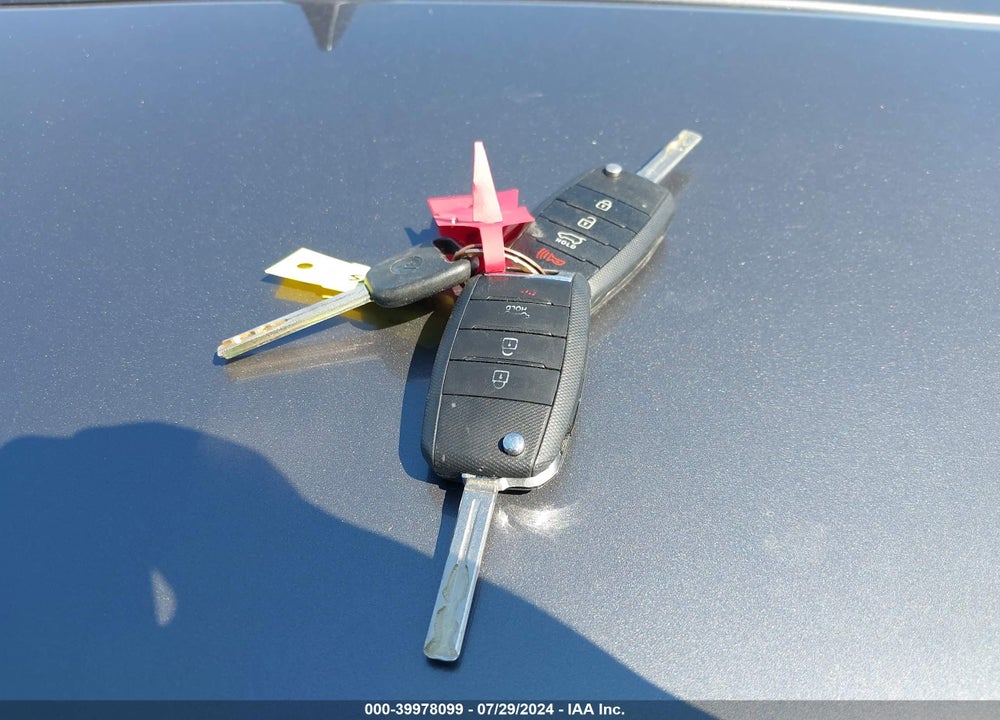 2017 KIA SOUL VIN: KNDJP3A5XH7417835