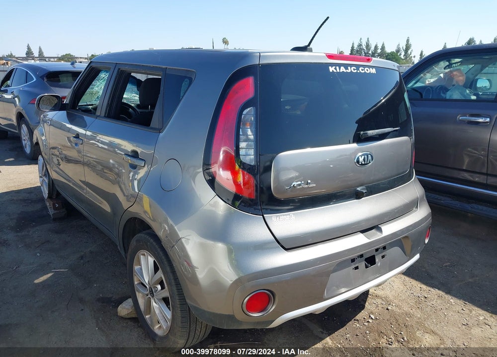 2017 KIA SOUL VIN: KNDJP3A5XH7417835