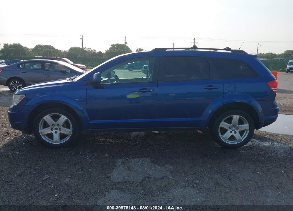 2010 DODGE JOURNEY SXT VIN: 3D4PH5FV9AT143916