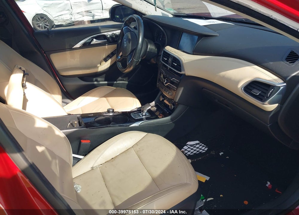 2017 INFINITI QX30 PREMIUM VIN: SJKCH5CP0HA018710