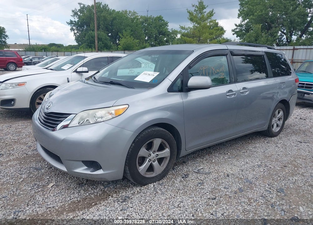 2011 TOYOTA SIENNA LE V6 VIN: 5TDKK3DC1BS161207