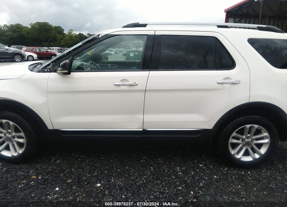 2011 FORD EXPLORER XLT VIN: 1FMHK8D86BGA12591