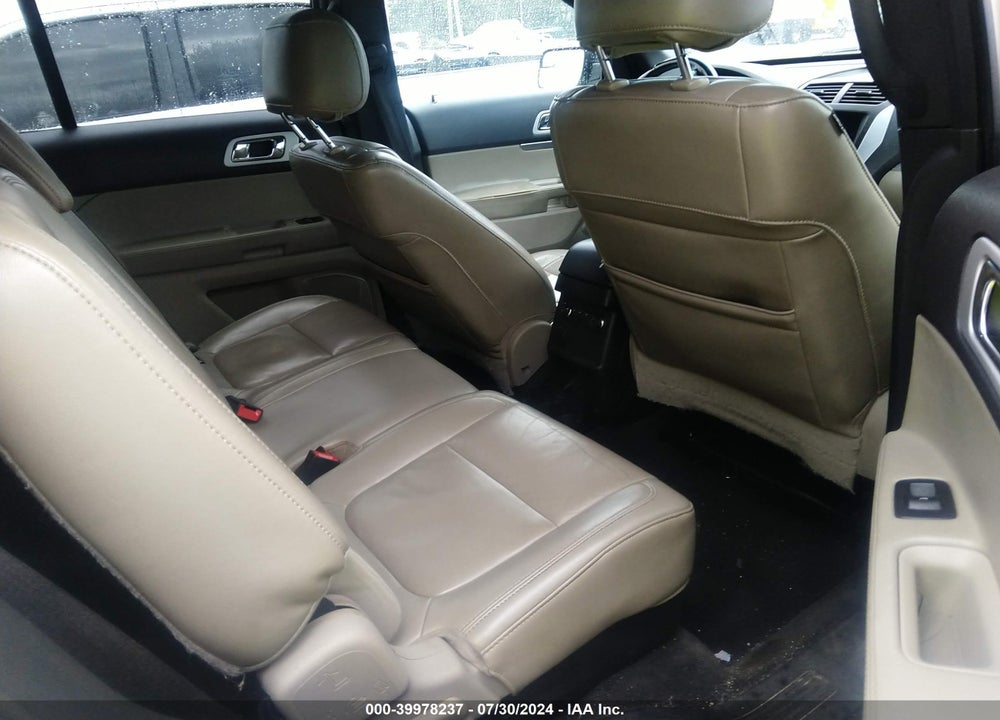 2011 FORD EXPLORER XLT VIN: 1FMHK8D86BGA12591