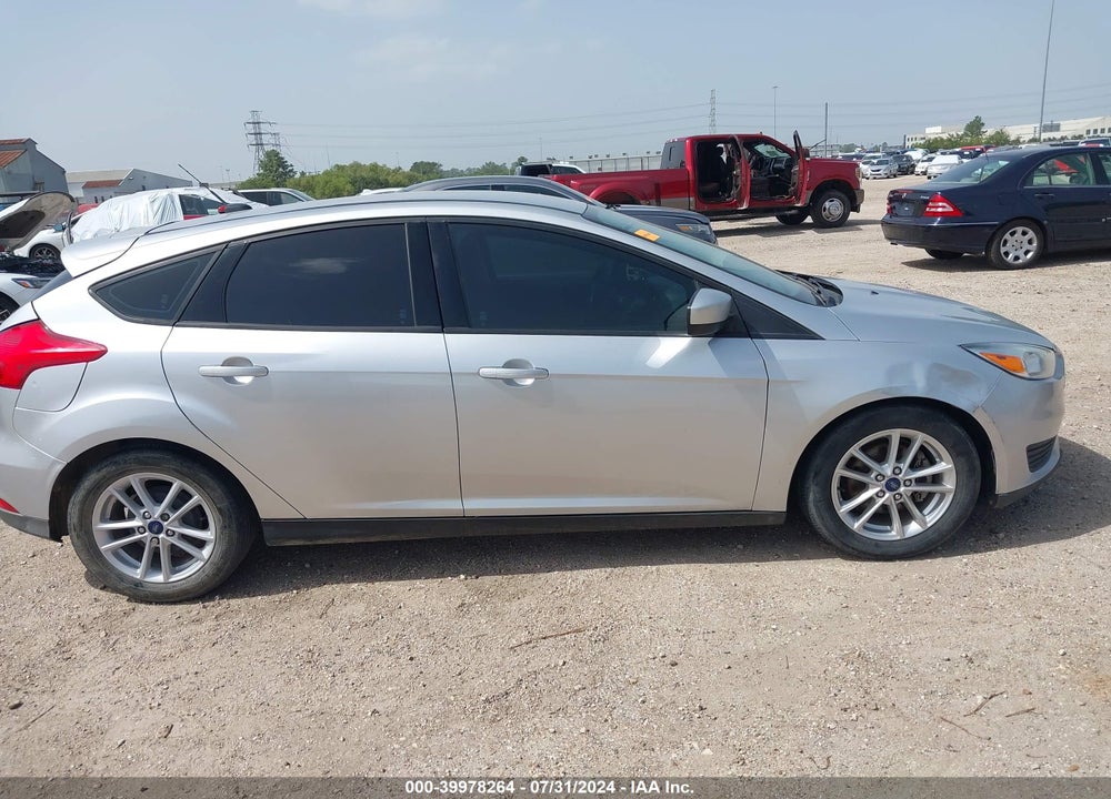 2018 FORD FOCUS SE VIN: 1FADP3K26JL240107