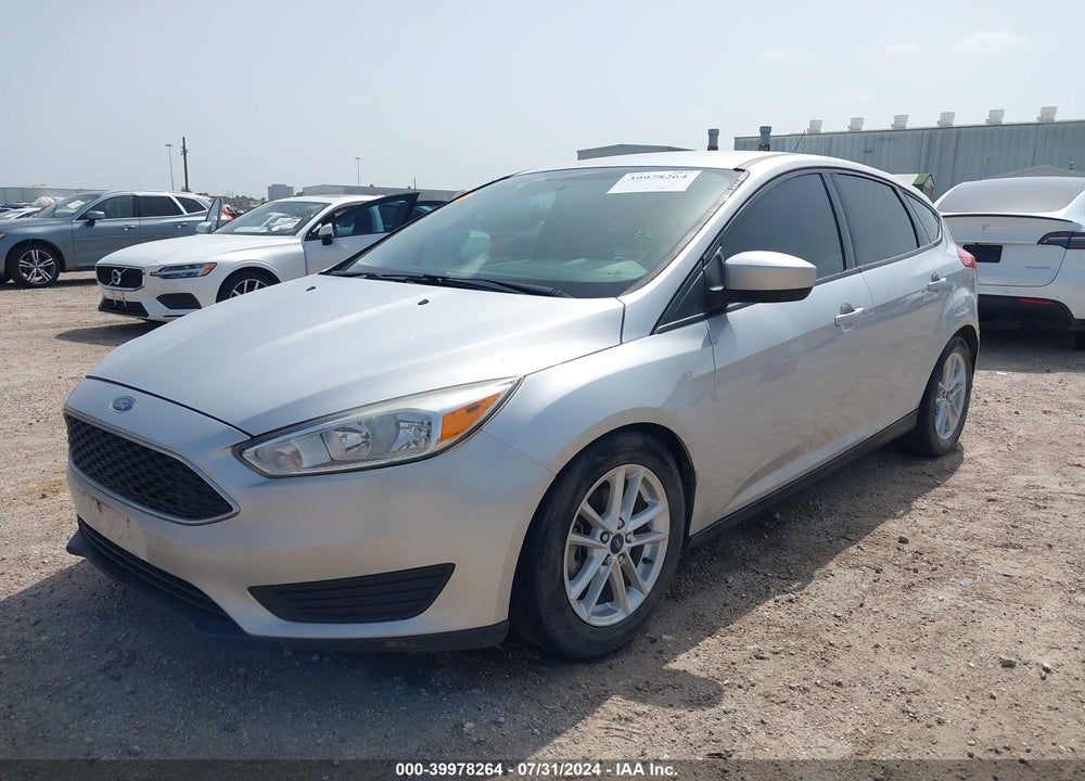 2018 FORD FOCUS SE VIN: 1FADP3K26JL240107
