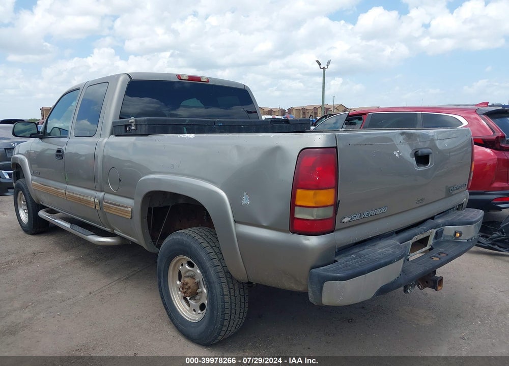 2002 CHEVROLET SILVERADO 2500HD LS VIN: 1GCHC29U12E278133