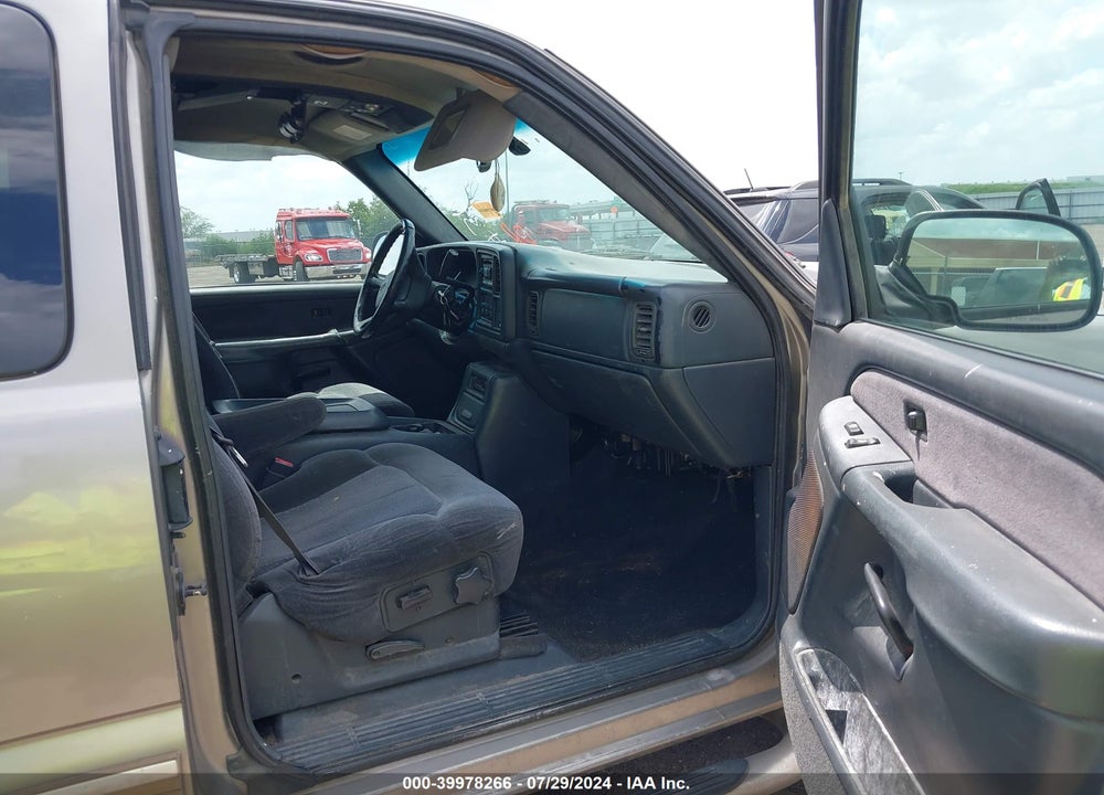 2002 CHEVROLET SILVERADO 2500HD LS VIN: 1GCHC29U12E278133