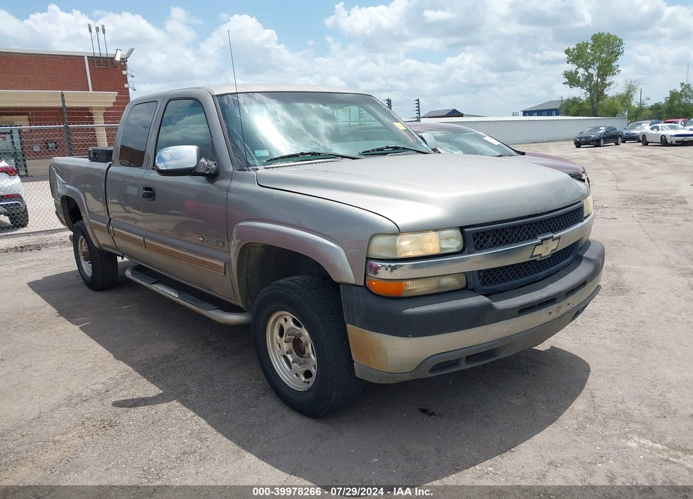 2002 CHEVROLET SILVERADO 2500HD LS VIN: 1GCHC29U12E278133
