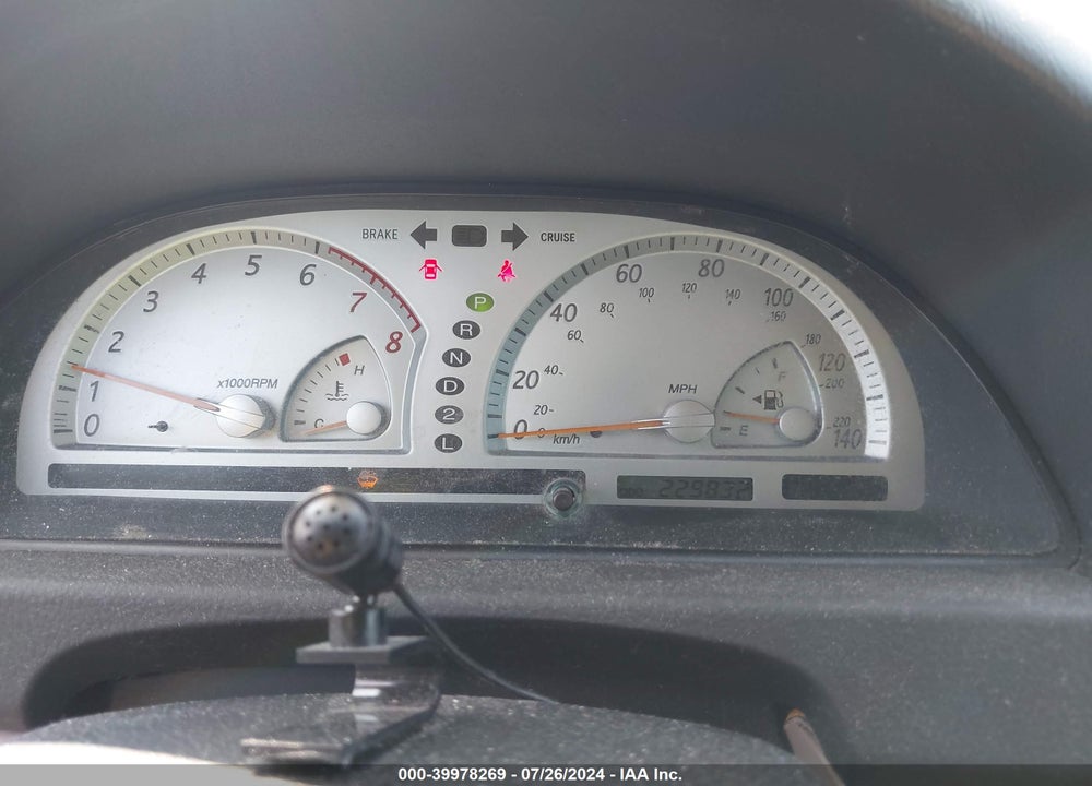 2002 TOYOTA CAMRY SE V6 VIN: 4T1BF30K62U014549