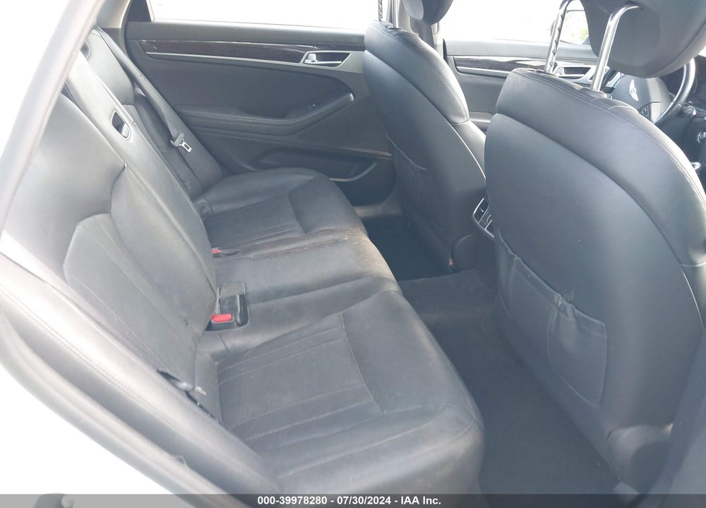 2016 HYUNDAI GENESIS 3.8 VIN: KMHGN4JE6GU141641