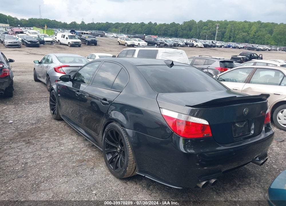 2006 BMW M5 VIN: WBSNB93536B583360
