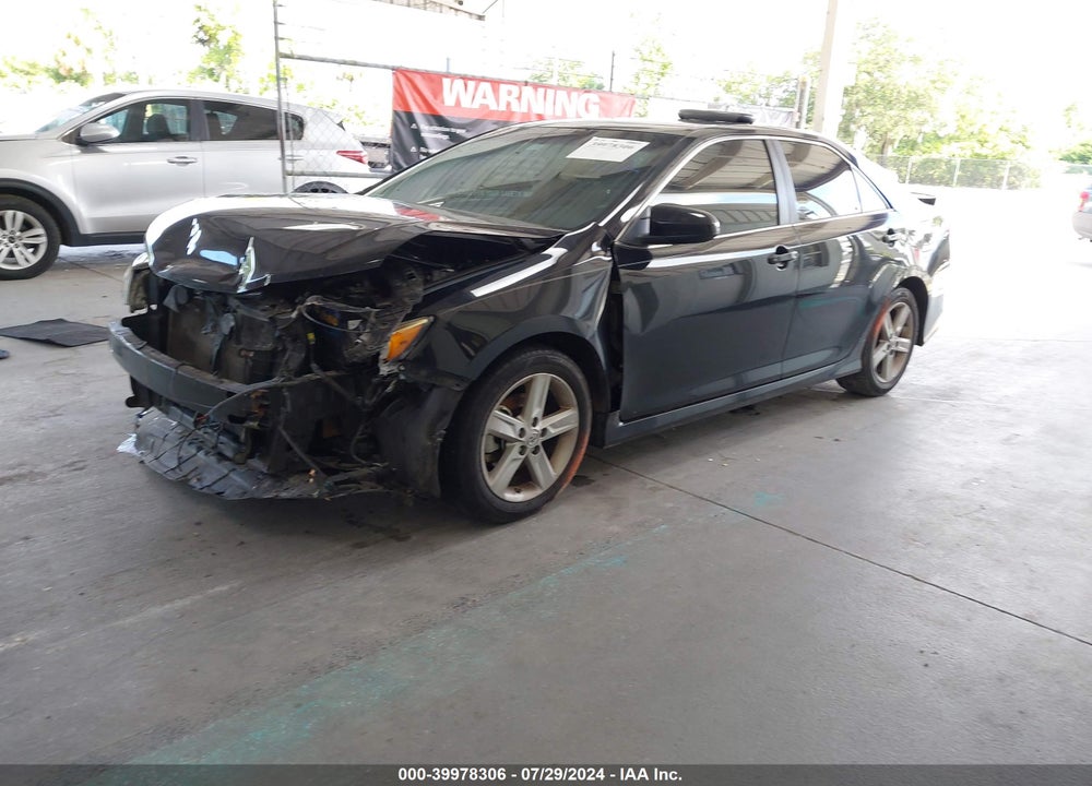 2013 TOYOTA CAMRY SE VIN: 4T1BF1FK3DU261865