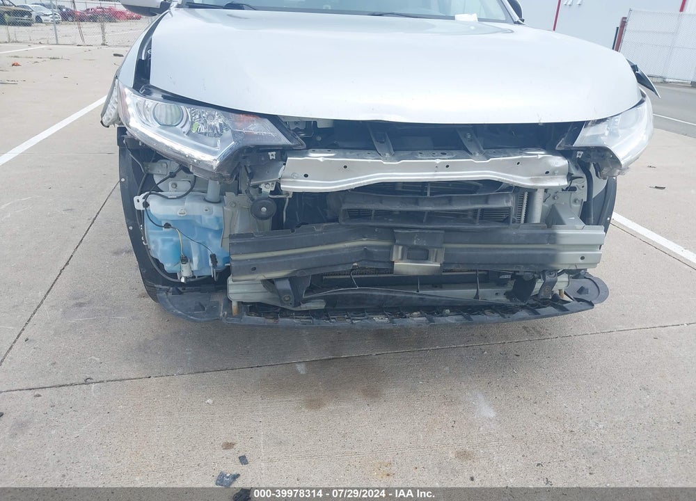 2020 MITSUBISHI OUTLANDER ES 2.4 S-AWC/LE 2.4 S-AWC/SE 2.4 S-AWC/SEL 2.4 S-AWC/SP 2.4 S-AWC VIN: JA4AZ3A36LZ021580
