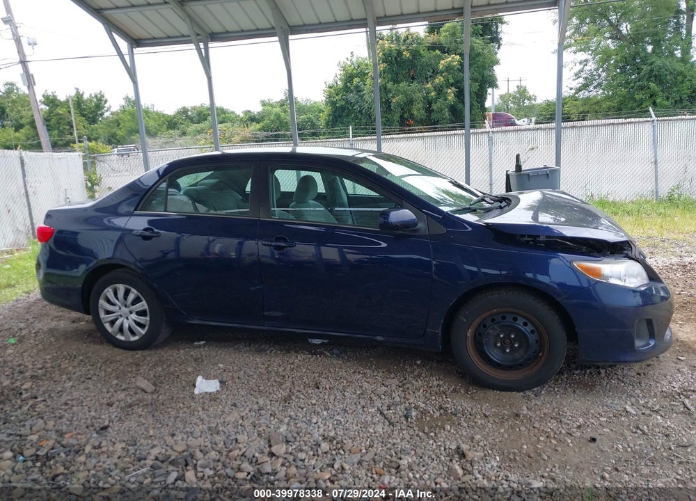 2013 TOYOTA COROLLA LE VIN: 2T1BU4EE2DC122542