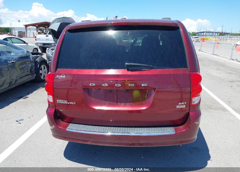 2018 DODGE GRAND CARAVAN SXT VIN: 2C4RDGCG1JR207369