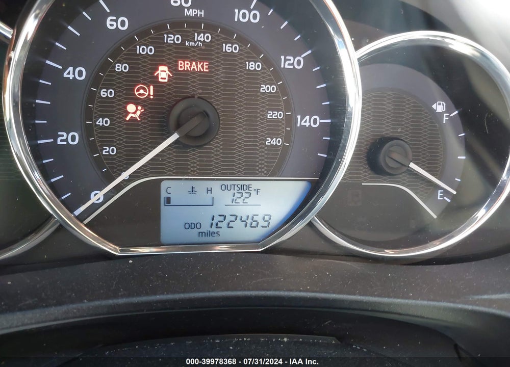 2015 TOYOTA COROLLA LE PLUS VIN: 5YFBURHE1FP208596