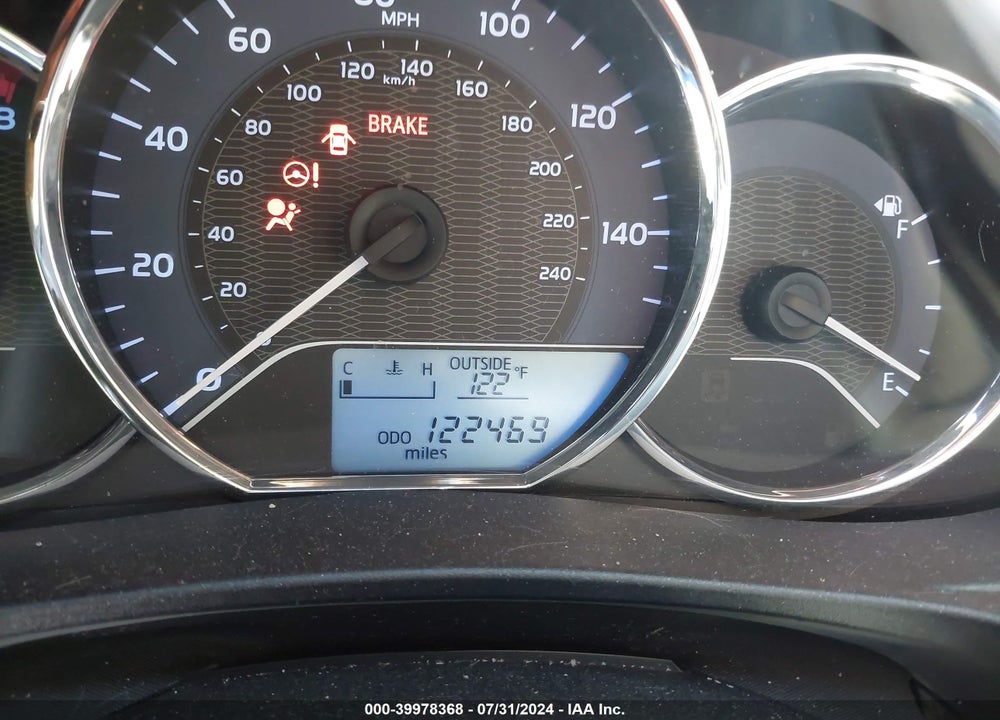2015 TOYOTA COROLLA LE PLUS VIN: 5YFBURHE1FP208596
