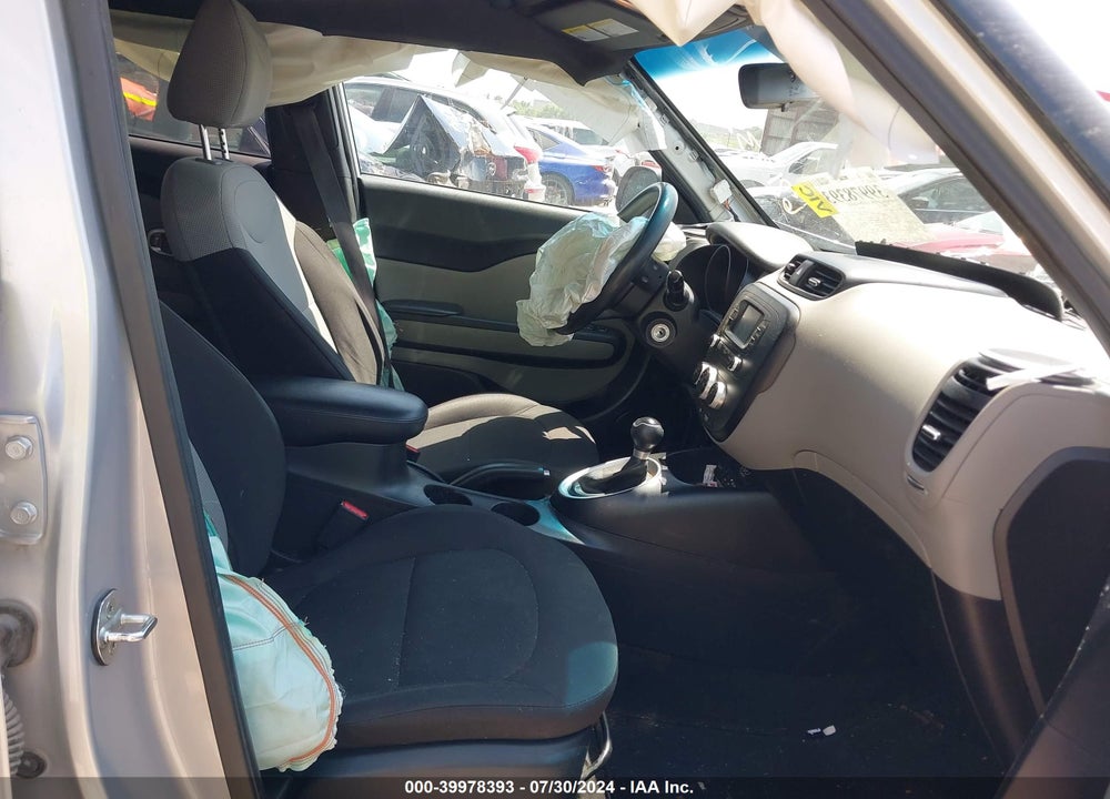2015 KIA SOUL VIN: KNDJN2A28F7775695