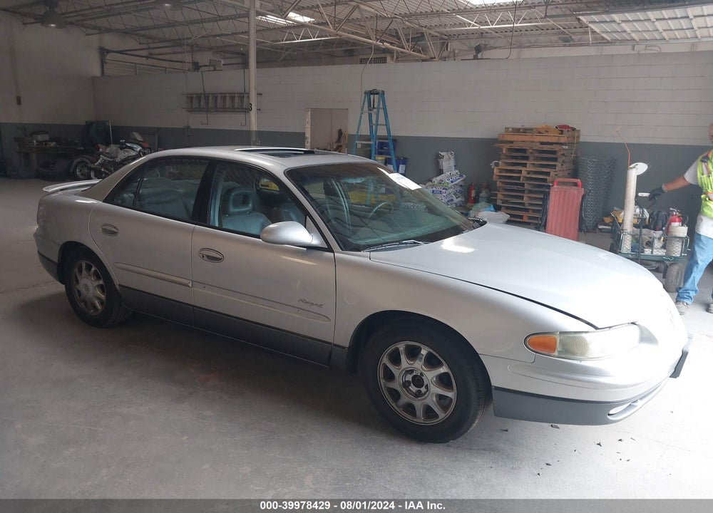 2001 BUICK REGAL VIN: 2G4WF551011162039