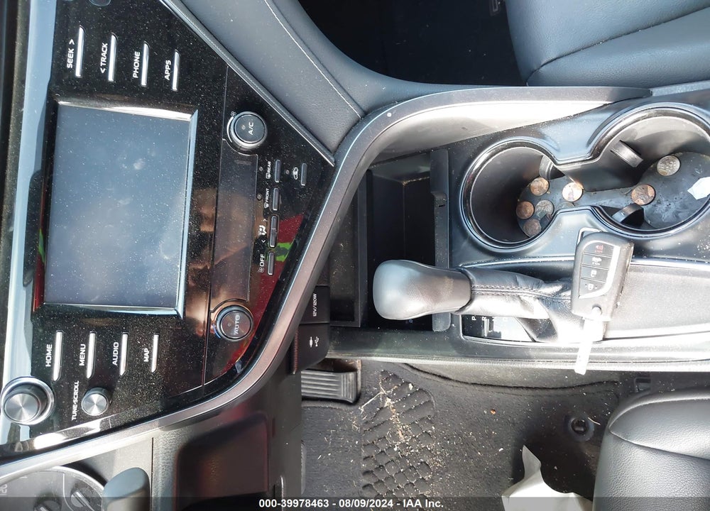 2019 TOYOTA CAMRY SE VIN: 4T1B11HK2KU206140