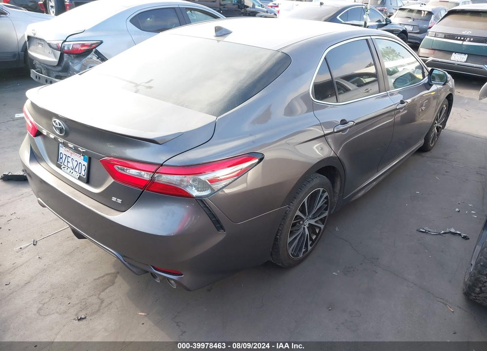 2019 TOYOTA CAMRY SE VIN: 4T1B11HK2KU206140