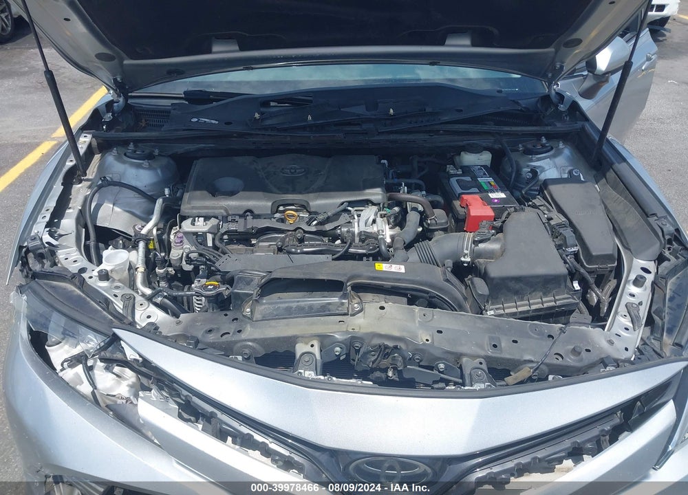 2018 TOYOTA CAMRY LE VIN: 4T1B11HK5JU645606