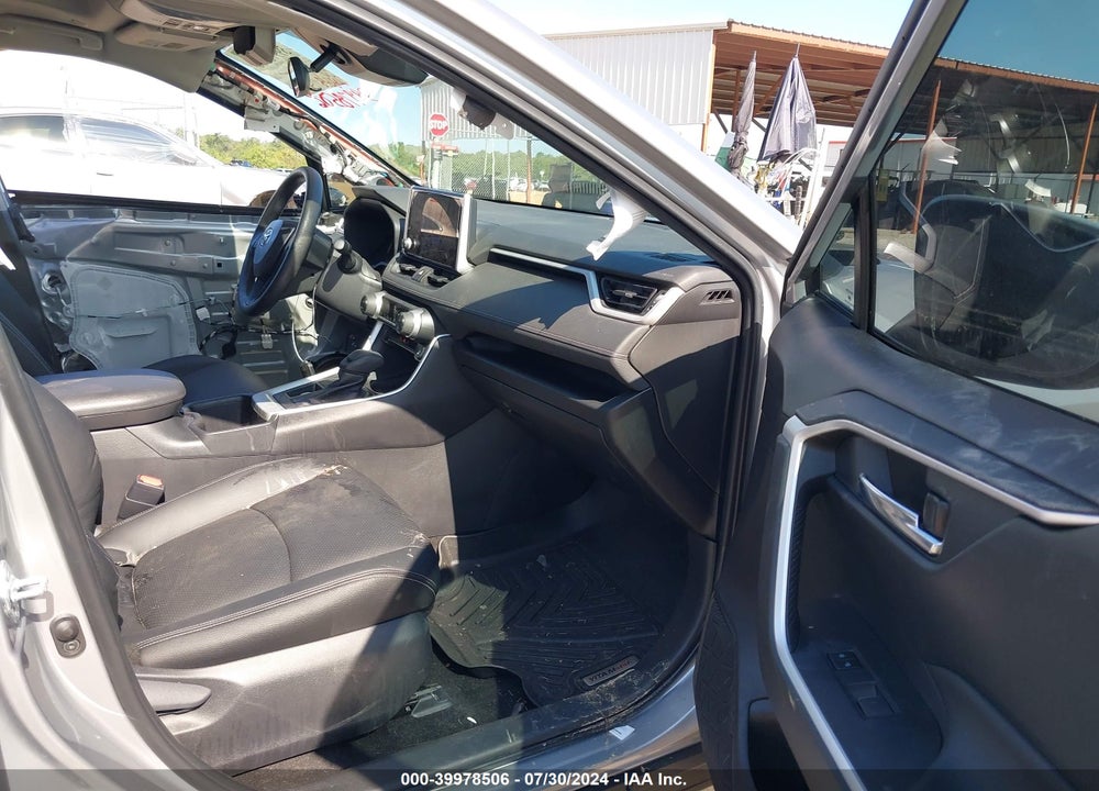 2023 TOYOTA RAV4 XLE VIN: 2T3W1RFV9PW248235