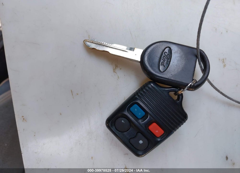 2000 FORD TAURUS SEL VIN: 1FAFP56S8YG278102