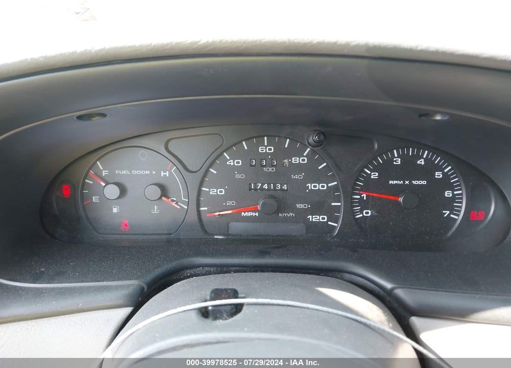 2000 FORD TAURUS SEL VIN: 1FAFP56S8YG278102