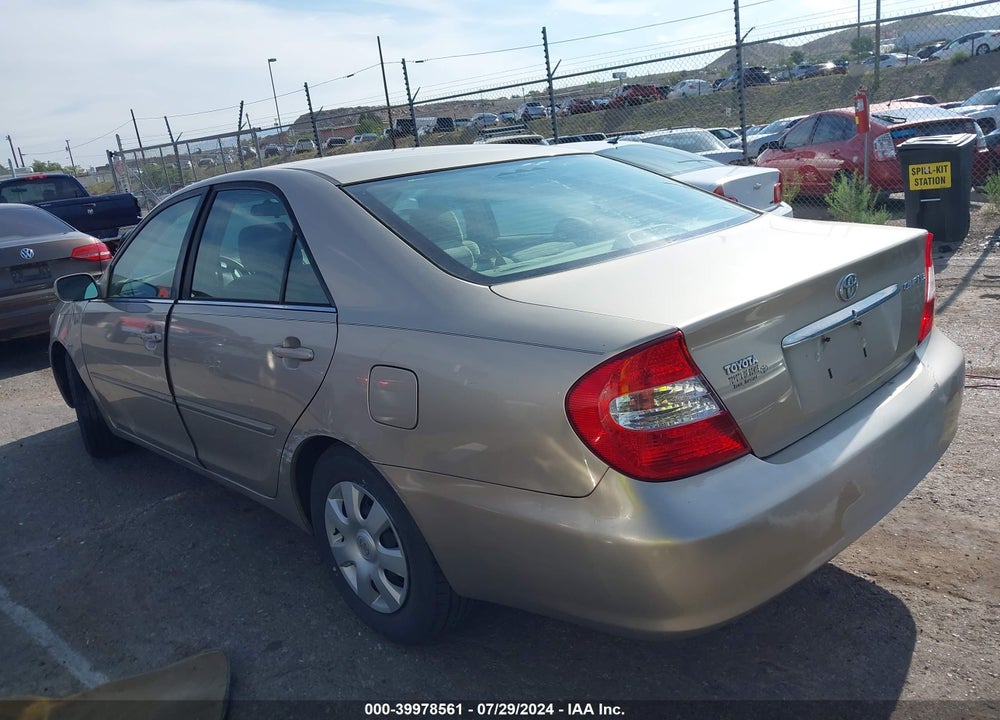 2002 TOYOTA CAMRY LE VIN: 4T1BE32K52U585482