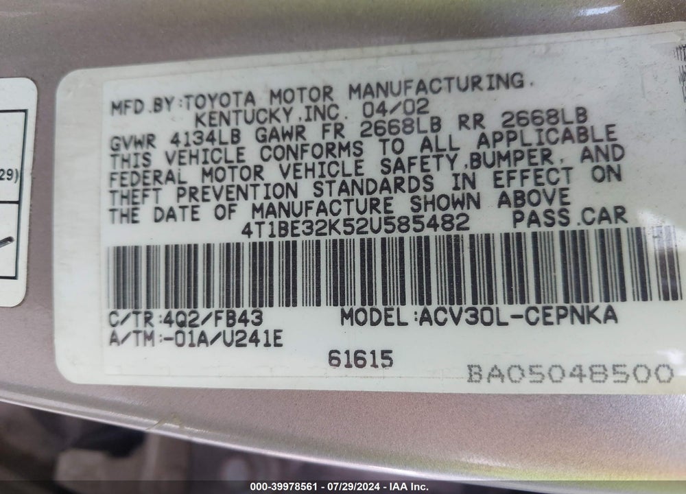 2002 TOYOTA CAMRY LE VIN: 4T1BE32K52U585482