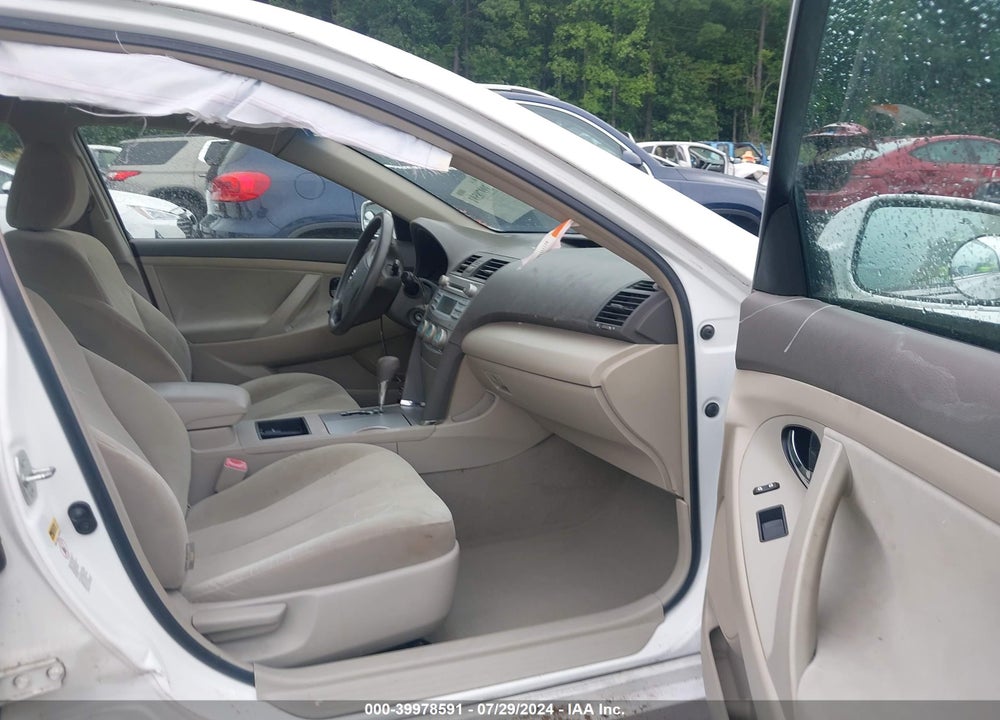 2009 TOYOTA CAMRY LE VIN: 4T1BE46K79U917092