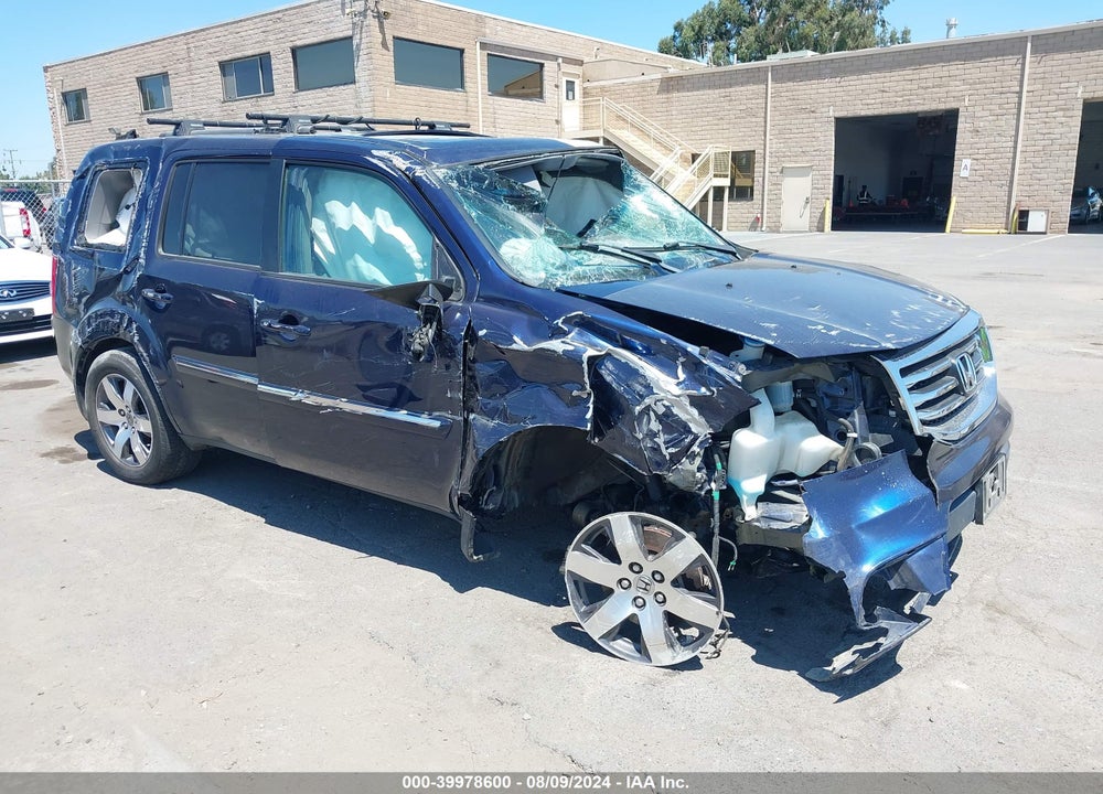 2013 HONDA PILOT TOURING VIN: 5FNYF4H96DB010177