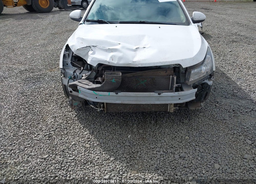 2015 CHEVROLET CRUZE VIN: 1G1P75SZ8F7185295