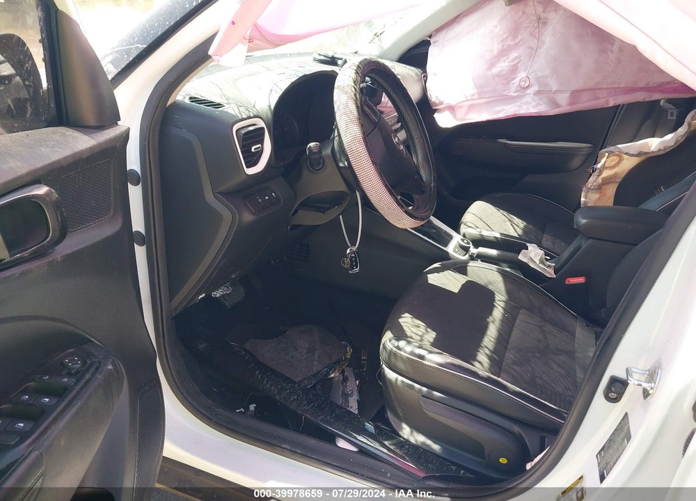 2022 HYUNDAI VENUE LIMITED VIN: KMHRC8A31NU180056