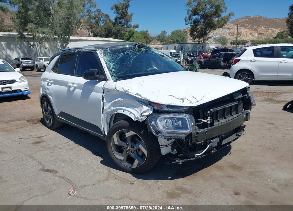 2022 HYUNDAI VENUE LIMITED VIN: KMHRC8A31NU180056