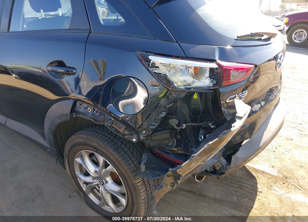 2016 MAZDA CX-3 SPORT VIN: JM1DKFB70G0137863